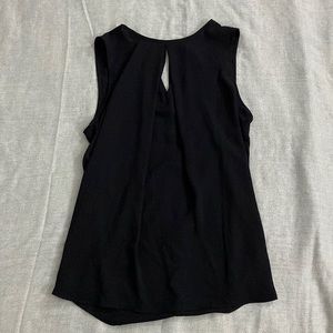 2/$8 👔 Forever 21 Blouse